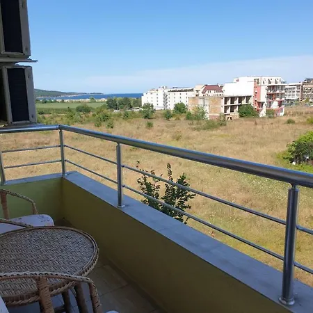 в Primorsko